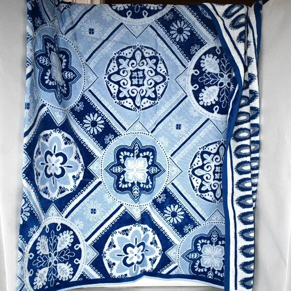Frontgate Tavira And Azura Beach Towels - Thumbnail 3
